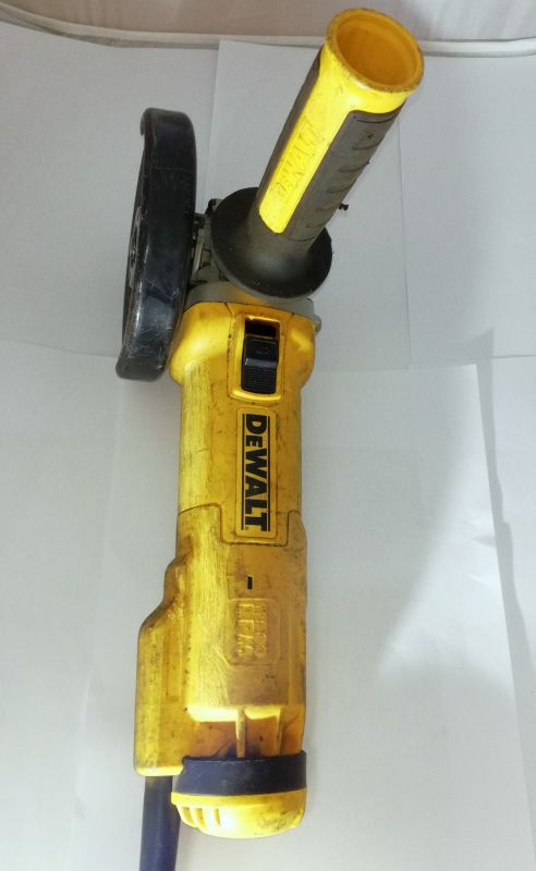 SZLIFIERKA KĄTOWA DEWALT DWE4237- QS - 7537429276 - oficjalne archiwum ...