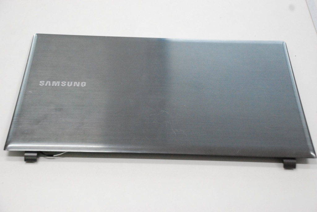 Samsung NP550P5C Obudowa Klapa Matrycy BA75-03731A