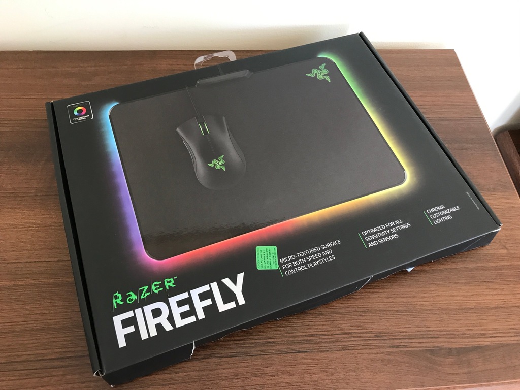 Razer Firefly Hard Edition (RZ02-01350100-R3M1)