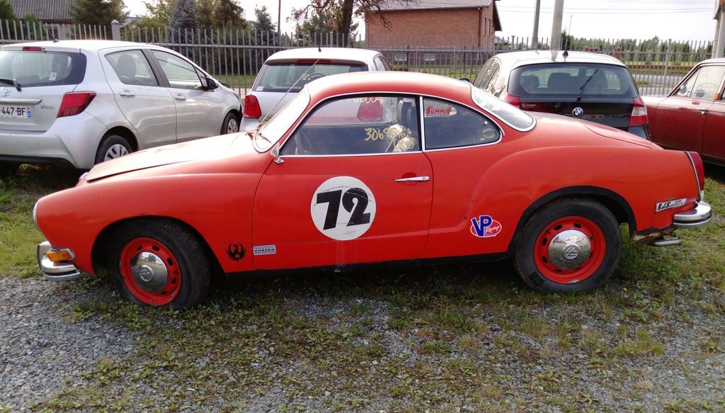 VW KARMANN GHIA COUPE 1.6 SILNIK PALI 1972