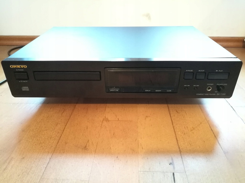 INDAC Stelaudio + ONKYO DX-722