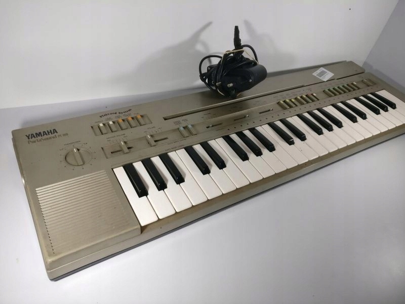 KEYBOARD YAMAHA PC 100 +ŁAD