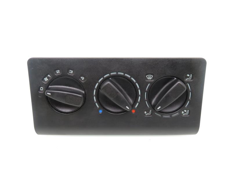 PANEL NAWIEWU SEAT CORDOBA I 6K0819045