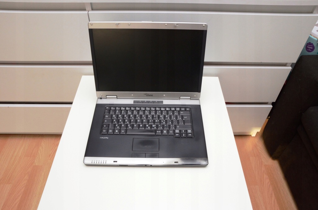 Ноутбук fujitsu siemens amilo pro v3515 как включить