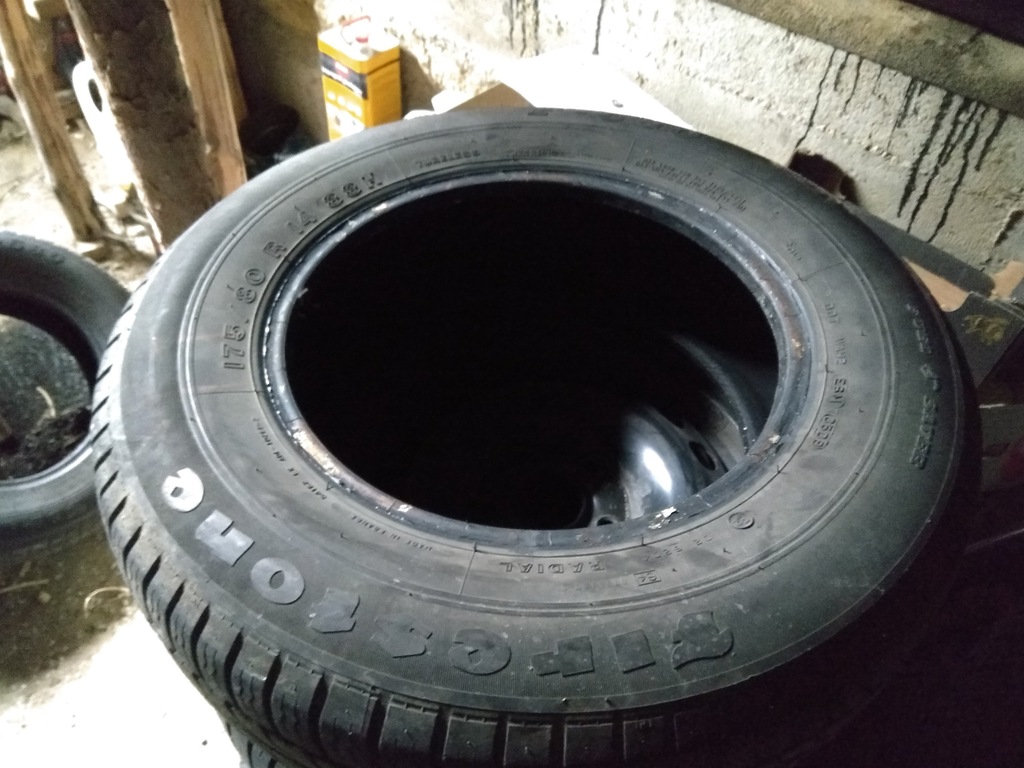 Opony 175 65 R14 - polonez fiat inne