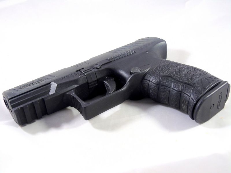 PISTOLET GAZOWO HUKOWY WALTHER