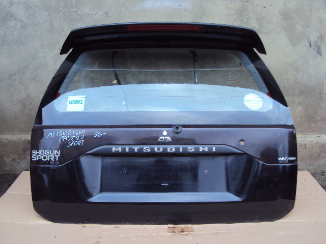 KLAPA TYLNA MITSUBISHI PAJERO SPORT 96-