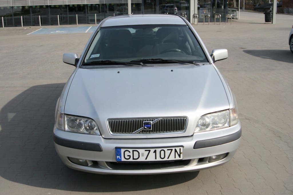 Volvo V 40 1,9 diesel 2002 115 Km