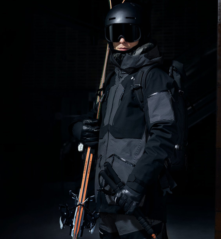 Peak Performance Heli Suit Lサイズ Peak Performance suit with the Gore C-Knit Backer Technology