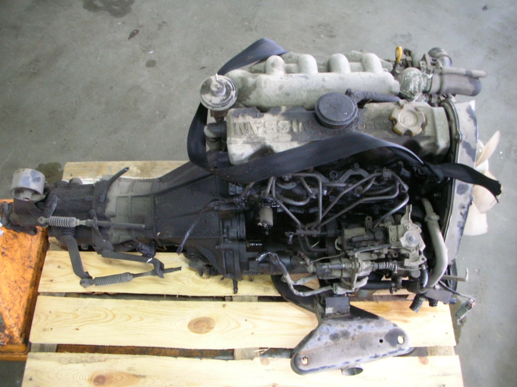 Silnik kompletny Nissan Vanette Serena 2.3D LD23