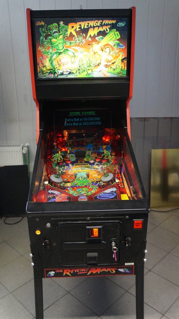 (FLIPPER, PINBALL) REVANGE FROM MARS PO REMONCIE