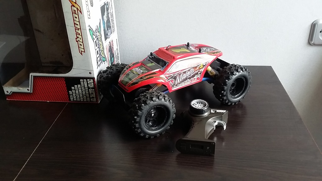 MAISTO auto na sterowanie Rock Crawler Extreme R/C 7288155197