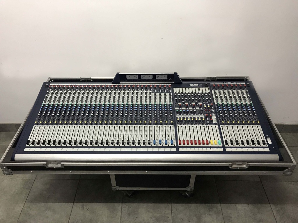 Soundcraft Gb8-32+4