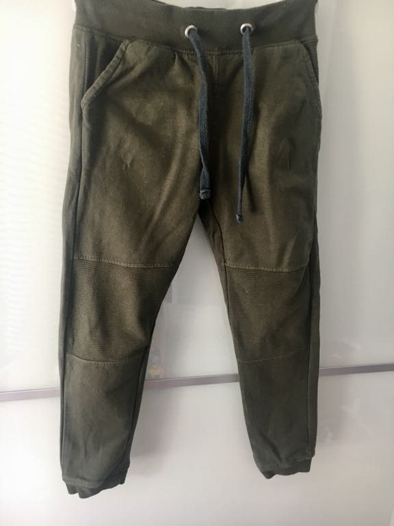 Spodnie dresowe Pepco Khaki 134 dresy super