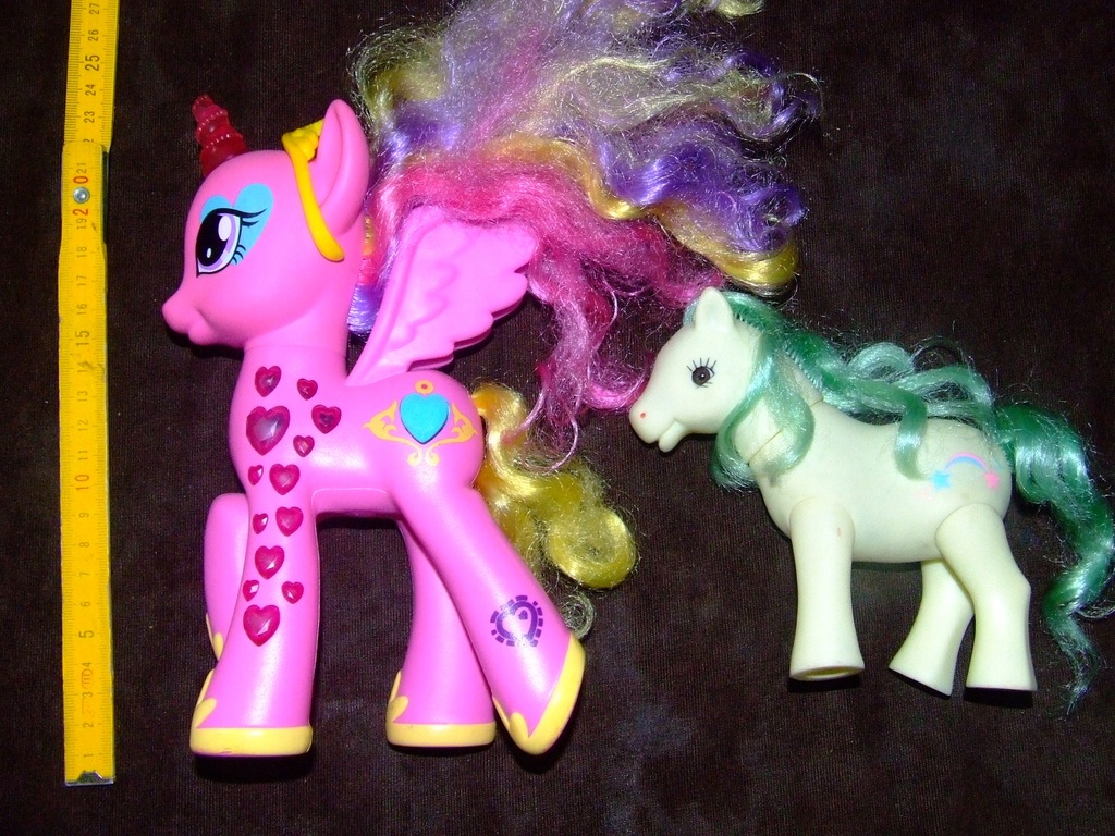 My Little Pony księżniczka Cadence świecące serca