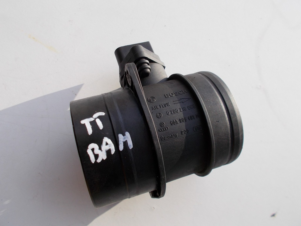 PRZEPŁYWOMIERZ AUDI TT S3 1.8 T 225 BAM 06A906461M