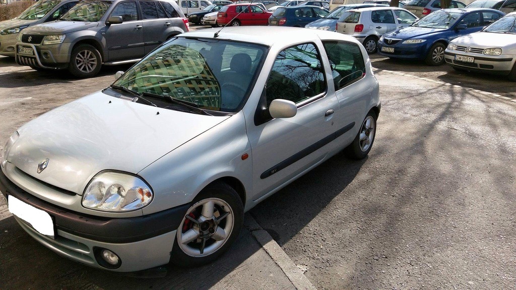 Renault Clio II 1.6 16V 1999r. benzyna