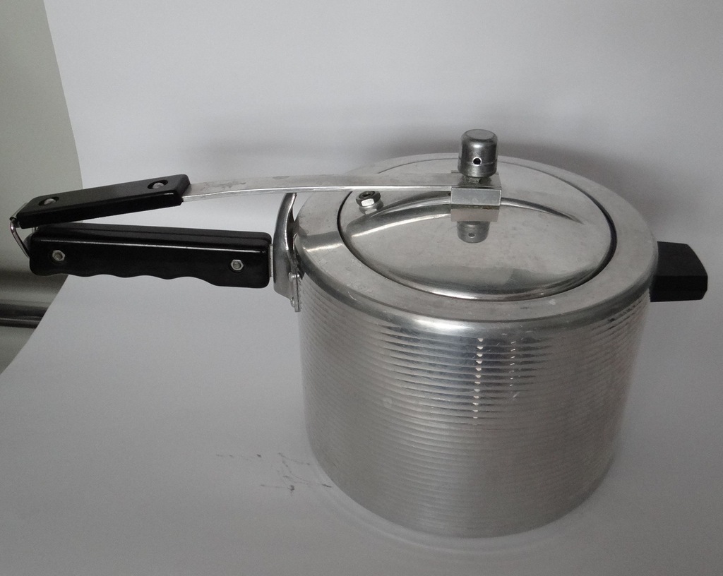 Szybkowar aluminiowy