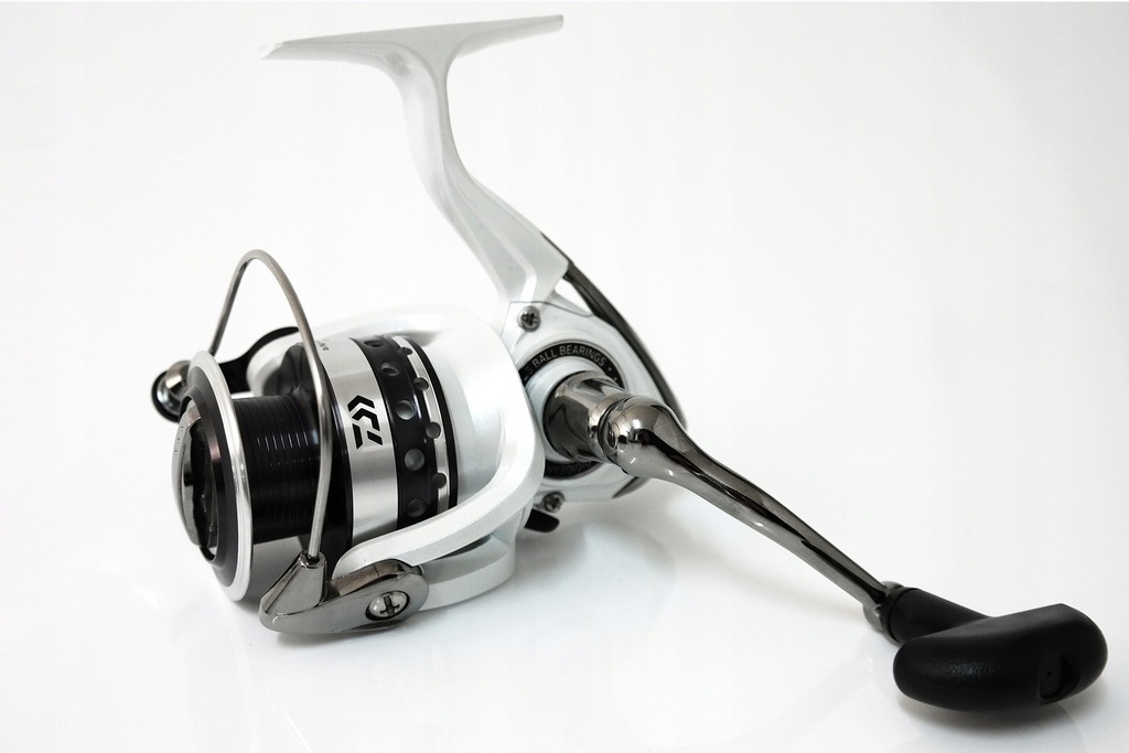 Kołowrotek Daiwa Laguna E 2000B 