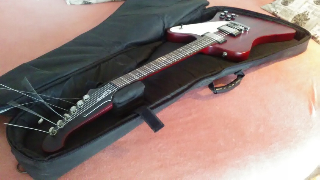 Epiphone Firebird Worn Cherry Studio