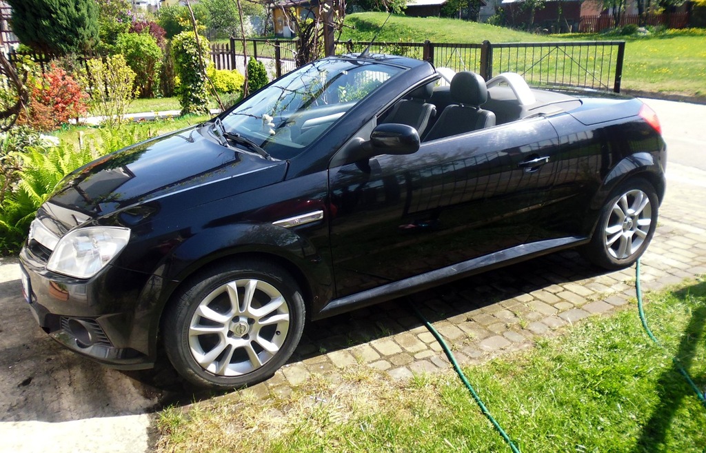 Opel Tigra II Twin top Cabrio 1.4 kabriolet LUBLIN