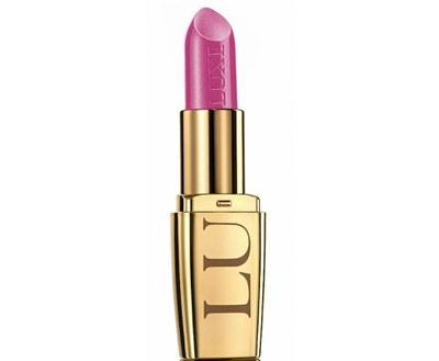 Avon Luxe szminka Provocative Pink pomadka