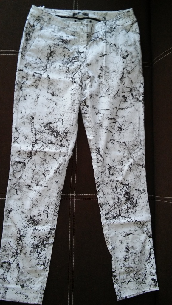 spodnie Mohito 36 biało-czarne bawełniane jeansy