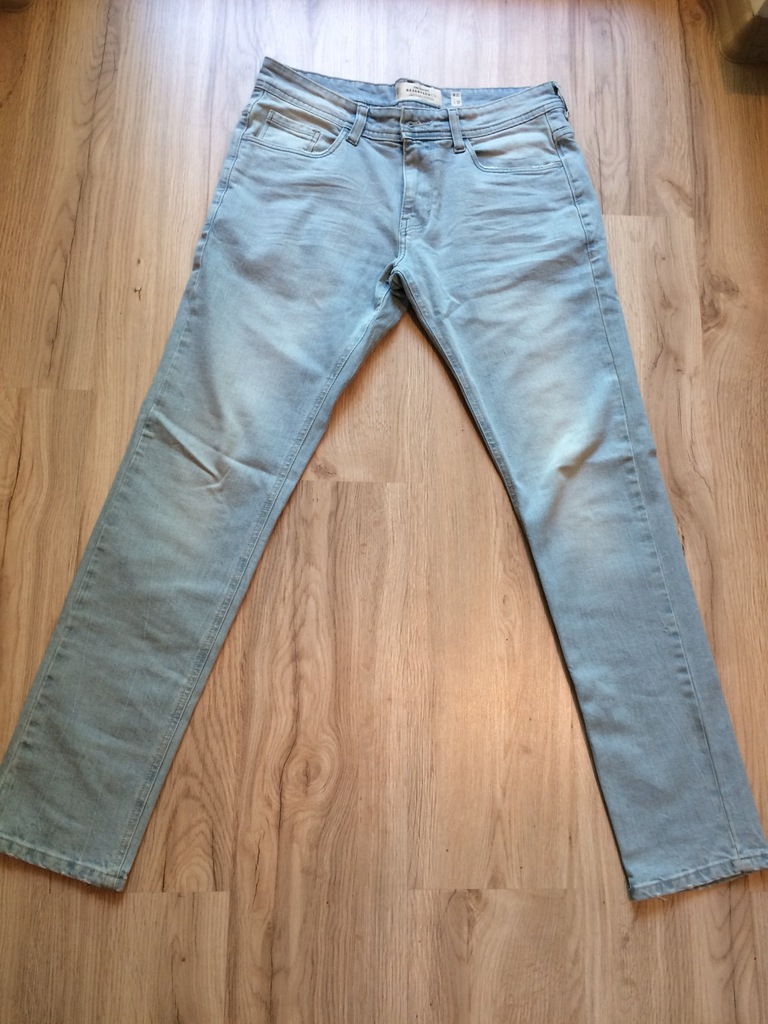 Spodnie jeansowe Reserved W32 L32