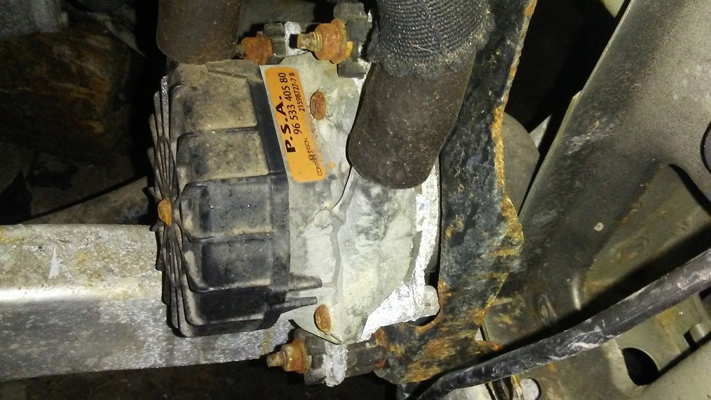 Pompa powietrza wtórnego Peugeot 407 9653340580