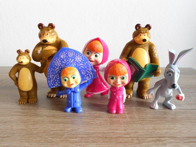 Masza i Niedźwiedź zestaw 7 figurek Masza i Misza