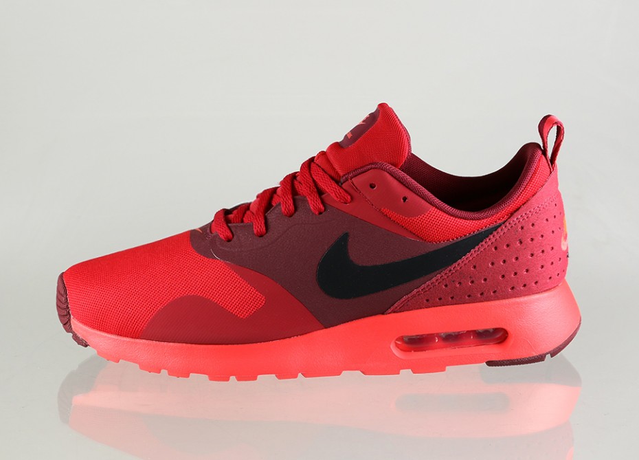 Air max tavas czerwone hotsell