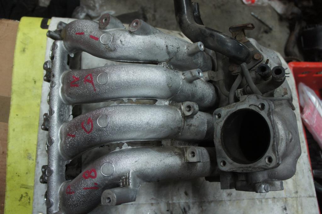 Kolektor ssący Mitsubishi Pajero Pinin 1.8