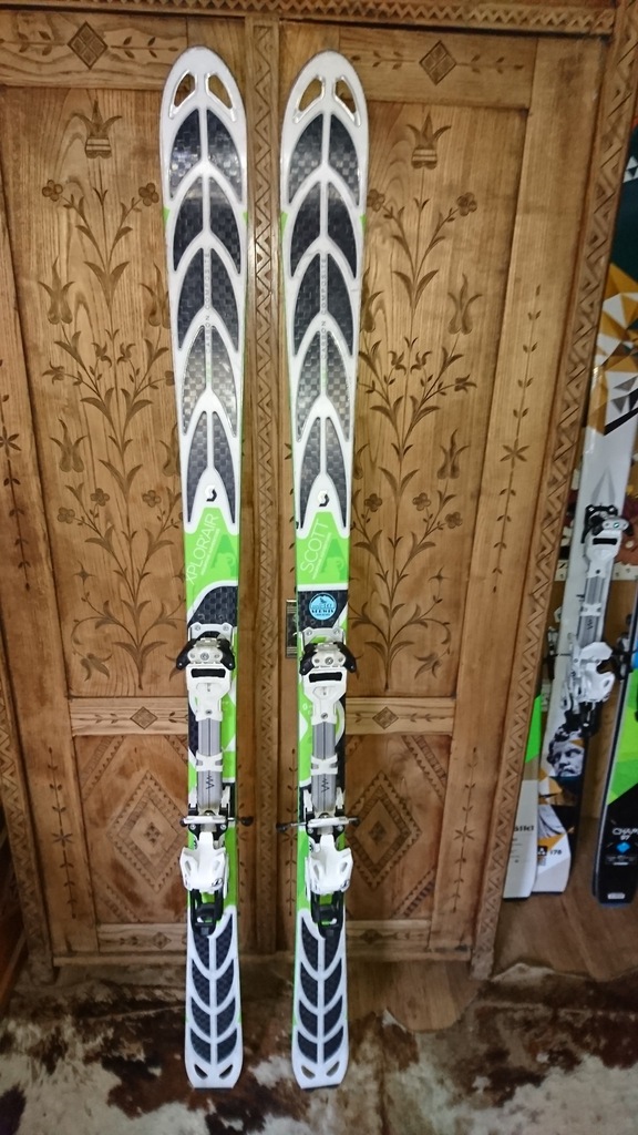 SCOTT HMF CARBON 165cm+TYROLIA AMBITTION 12 DIN
