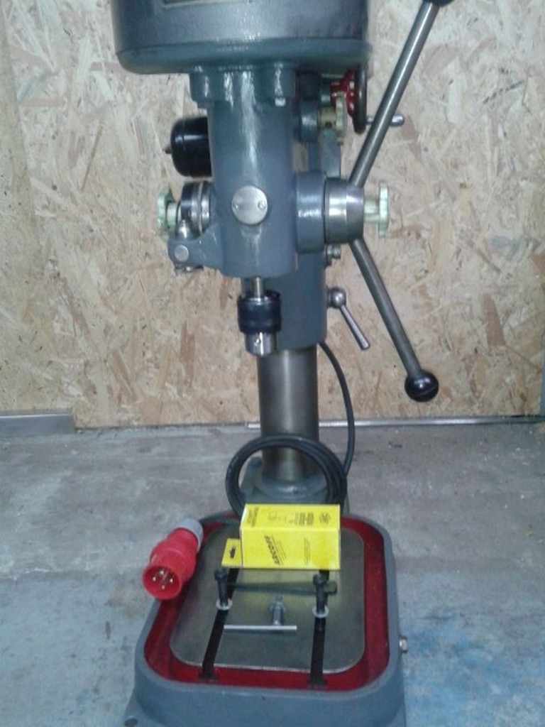WIERTARKA STOŁOWA WS-15  , WS 15 - jak nowa