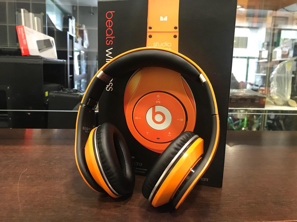 MONSTER Beats by dr. dre Studio Wireless bluetooth