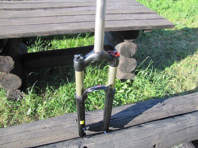 AMORTYZATOR MANITOU BLACK ELITE TPC 100MM LOCKOUT