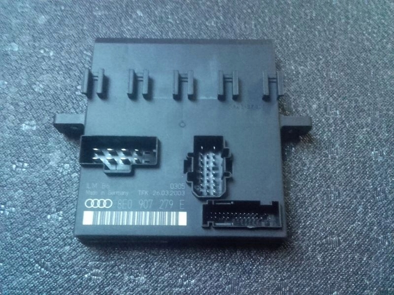 Moduł Świateł MCE Audi A4 B6 8E0907279E