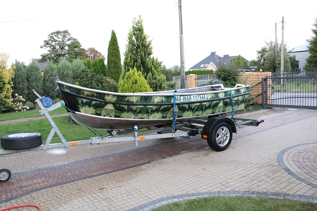 Wędkarska łódka aluminiowa