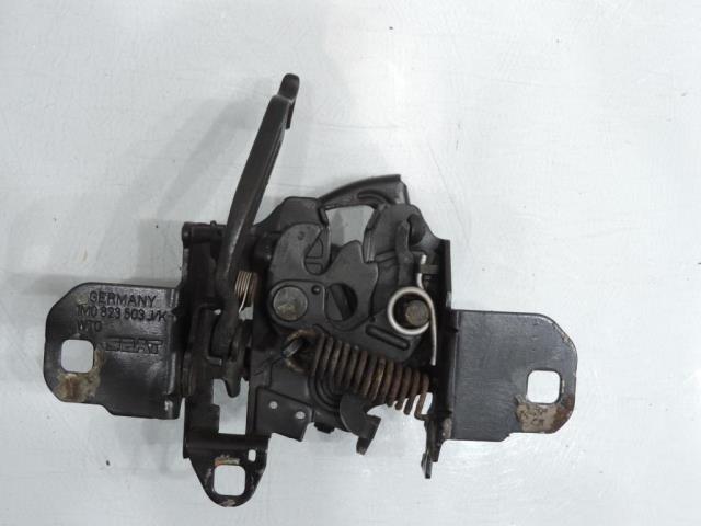 ZAMEK MASKI SEAT TOLEDO II