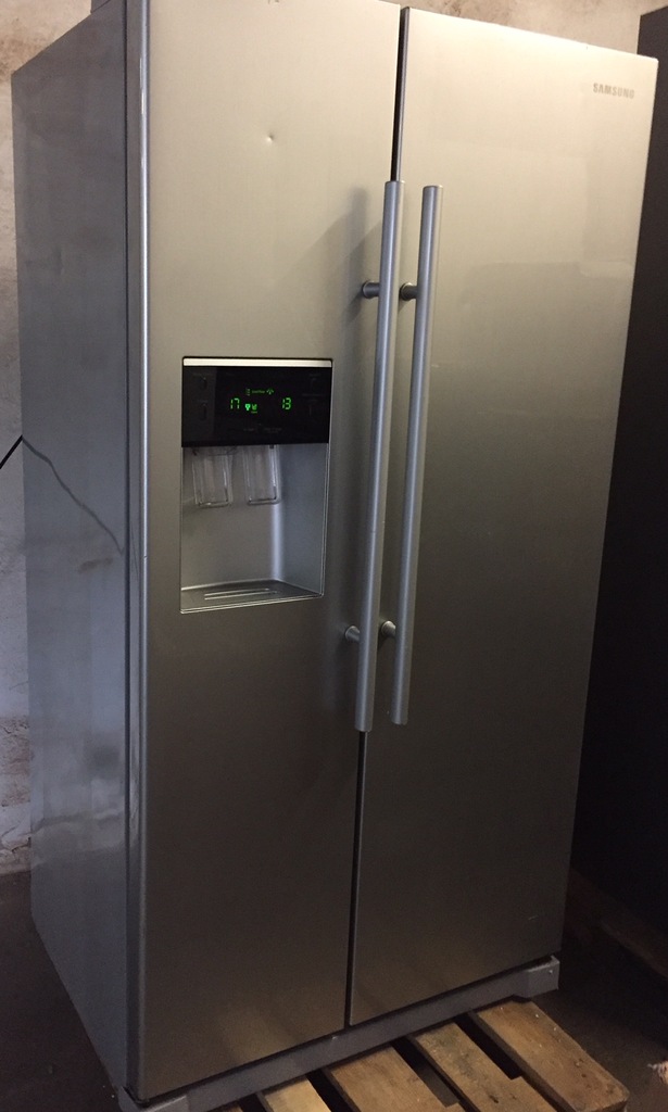 LODÓWKA Samsung RSA1UTMG side by side