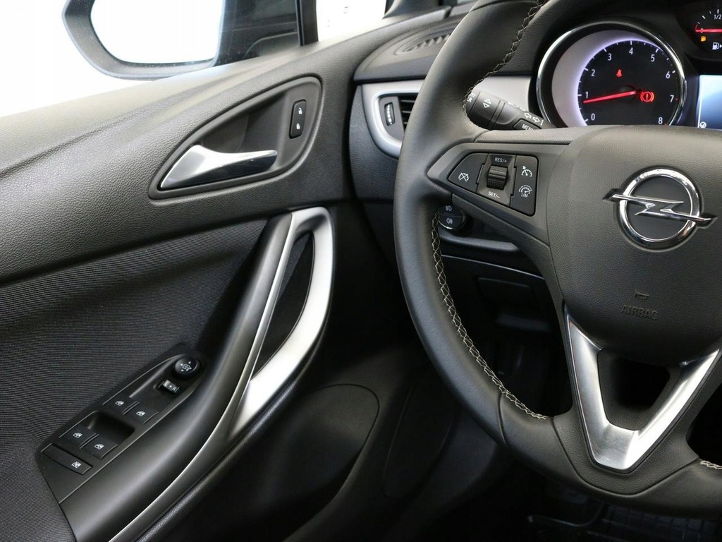 Opel astra j isofix