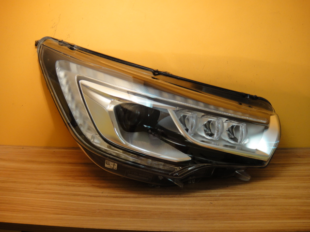 Citroen c4 led