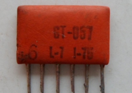GT -057   - układ hybrydowy  Unitra TELPOD