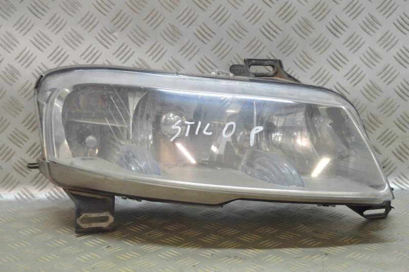 Reflektor lampa przód prawa Fiat Stilo OE 7436943166