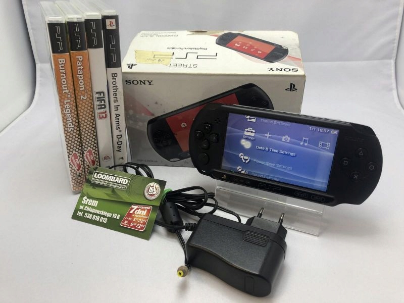 PSP STREET KOMPLET + 4 GRY