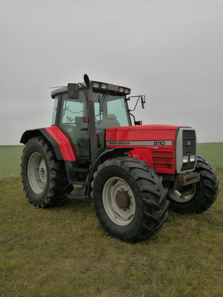 Massey Ferguson 8110