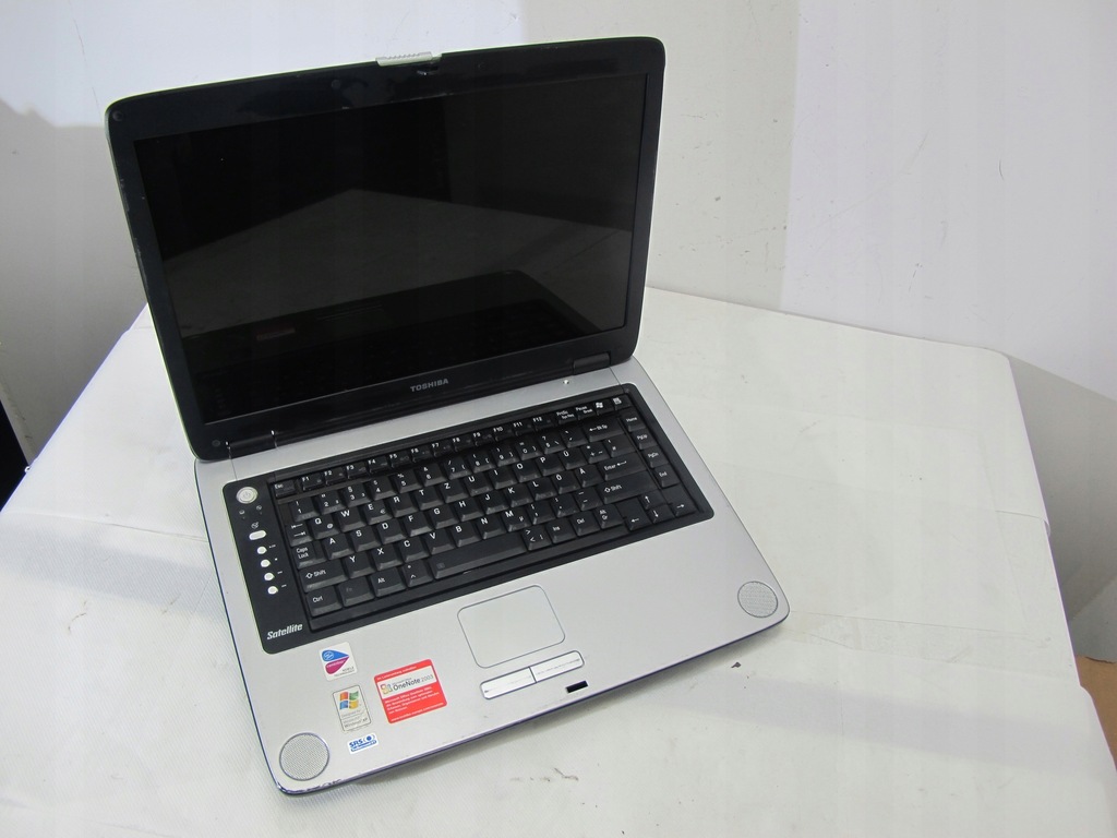 LAPTOP TOSHIBA SATELLITE M40X INTEL CENTRINO KM3