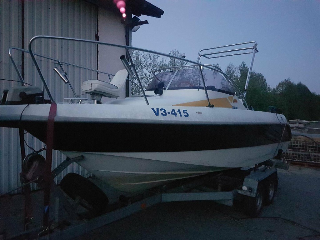Jacht motorowy GALEON Galia 660 1999r. 2 silniki