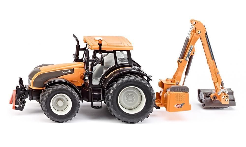 Traktor z kosiarką na wyciągu S3659 Siku Farmer