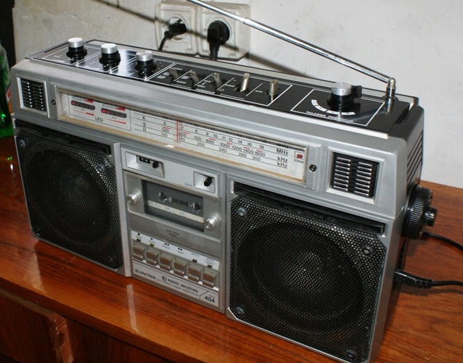 Radiomagnetofon Unitra RMS 404 PRL